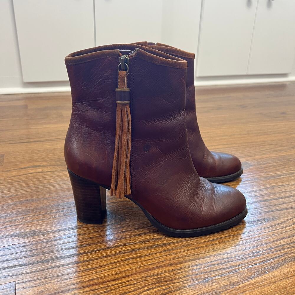 Lauren Ralph Carah Brown Leather Ankle Boots Zip Tassels Women's Size 7
